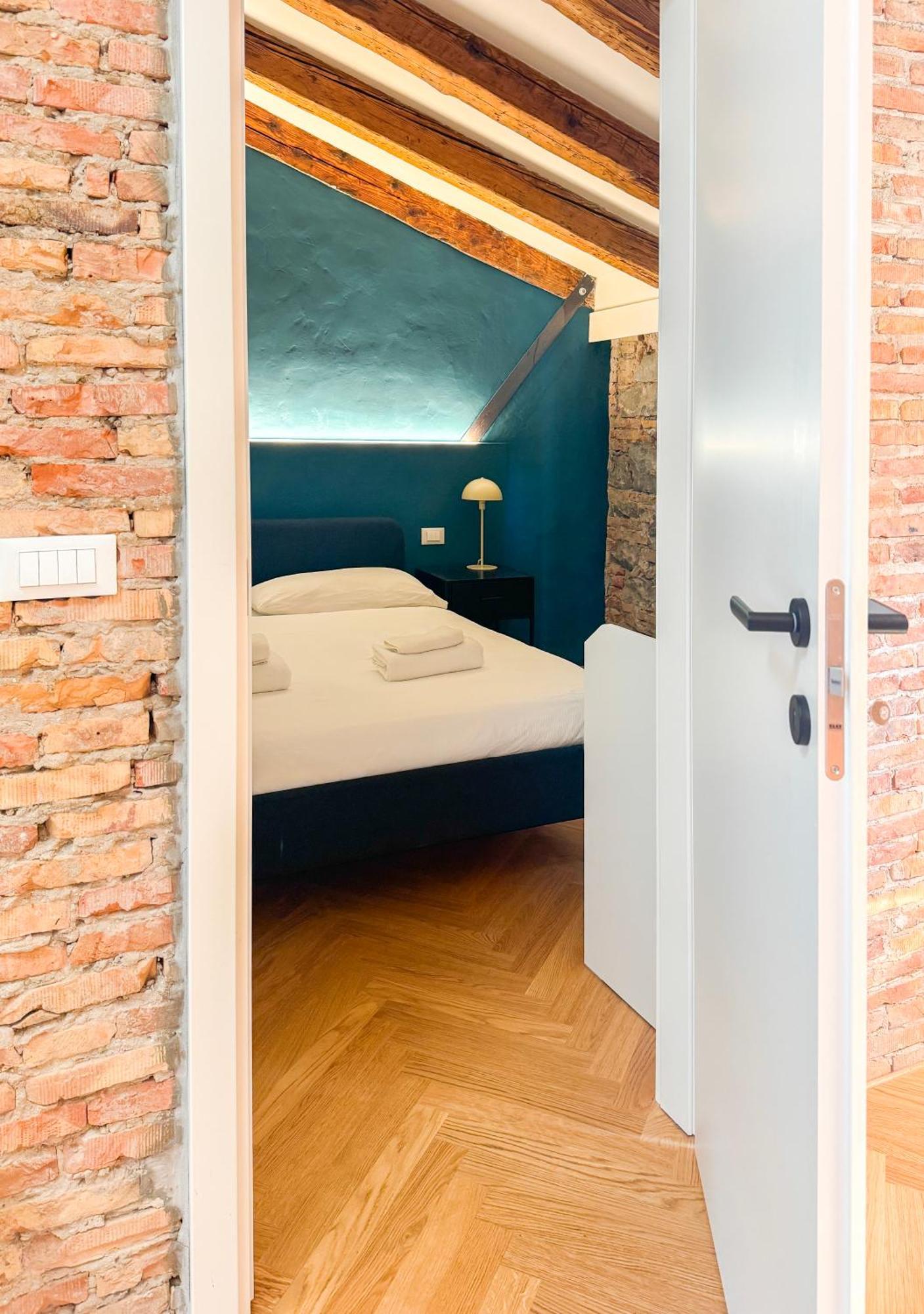 Trieste Boulevard Apartments Luaran gambar