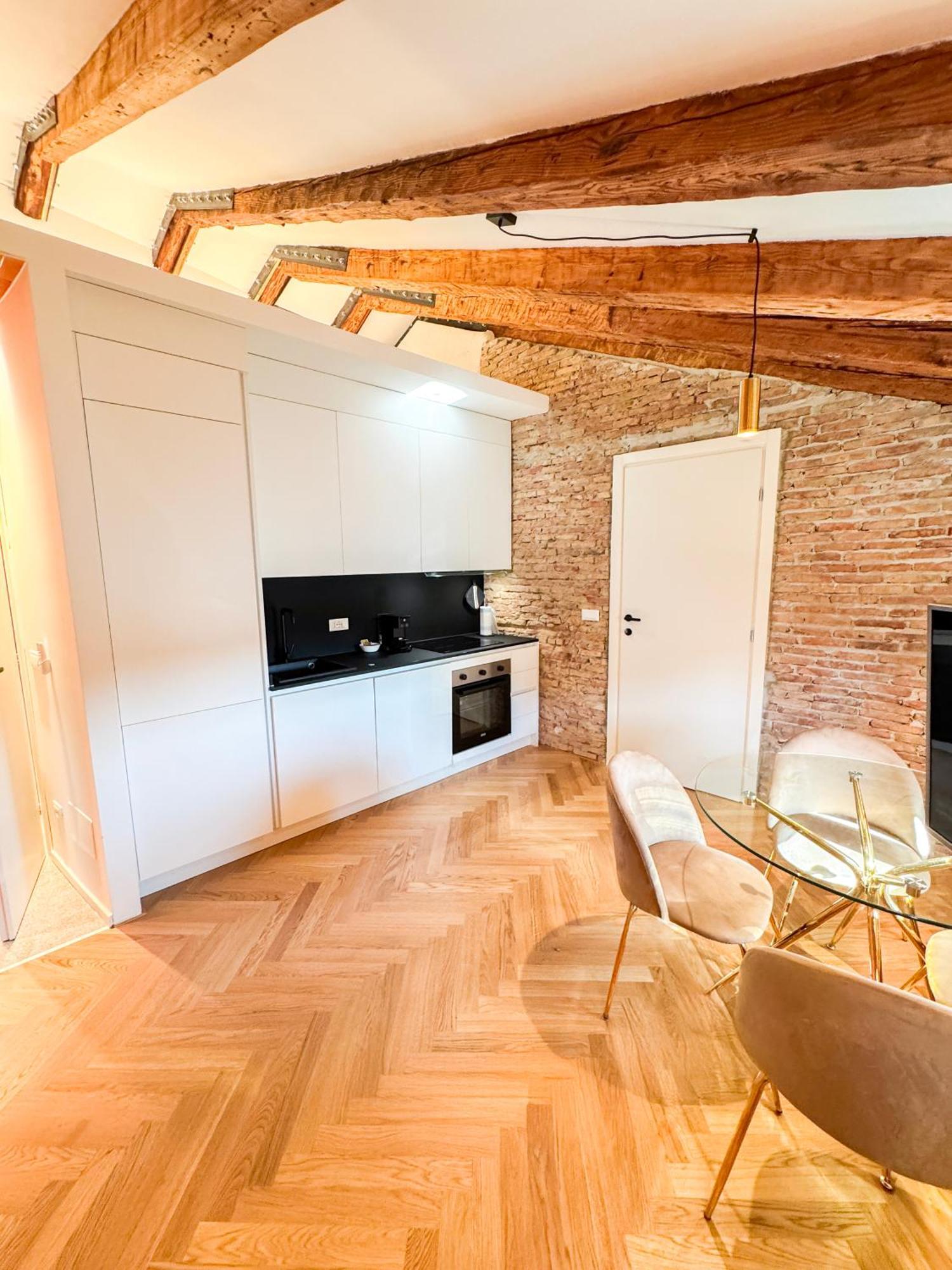 Trieste Boulevard Apartments Luaran gambar
